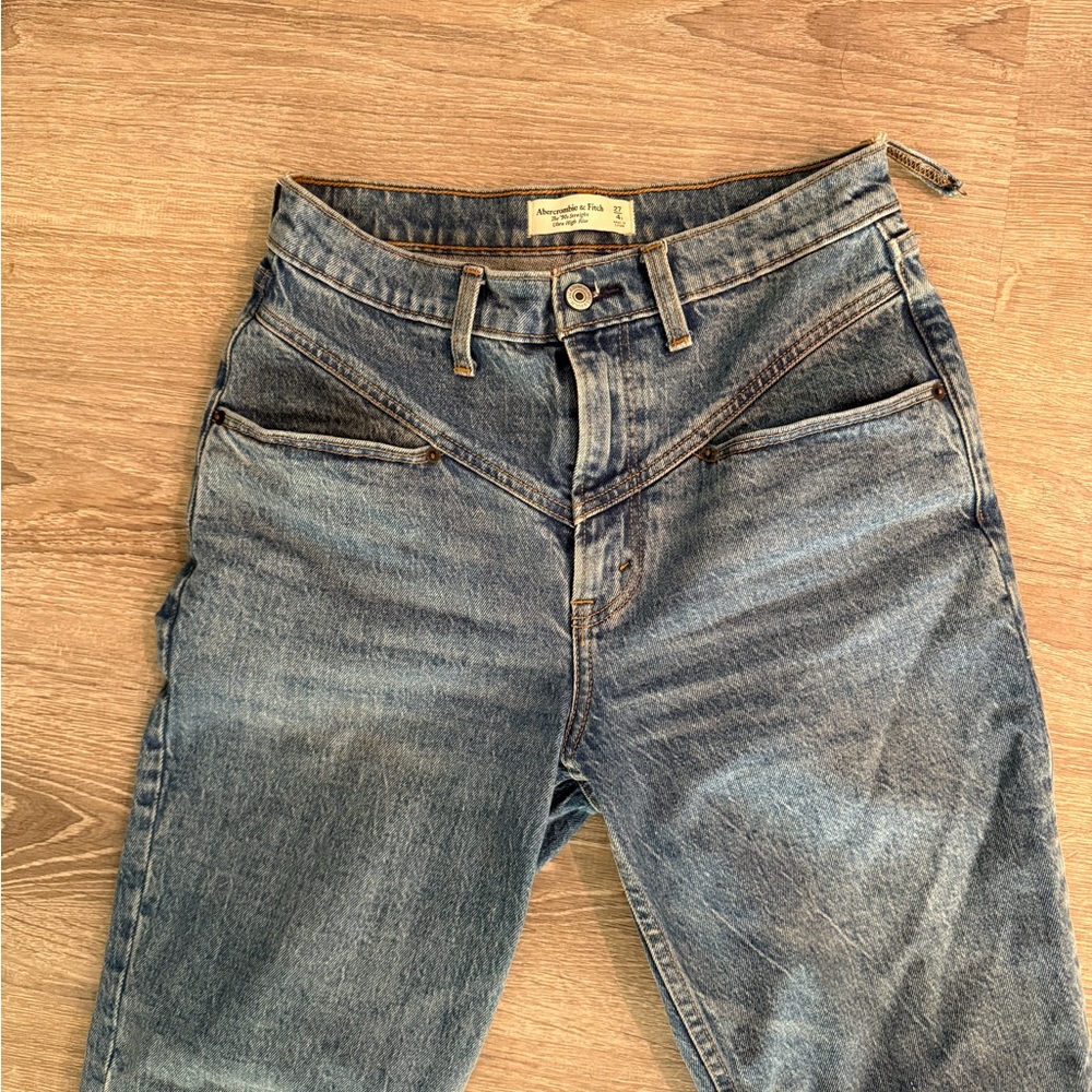 Abercrombie & Fitch Straight Leg Raw Hem Jeans